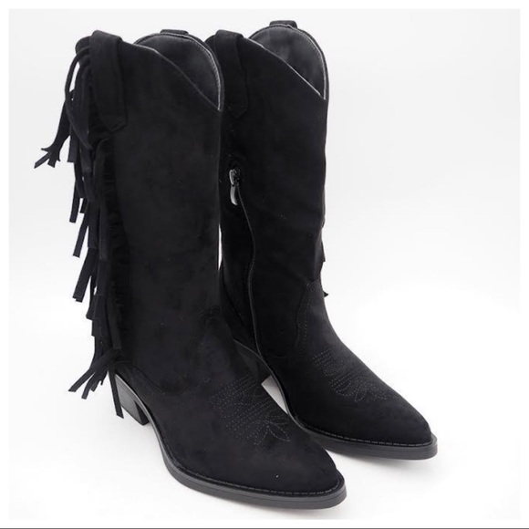 ShopEvelynne Shoes - ✨LAST ONE!Paris France! Absolutely Fabulous Black Cowboy western Fringe Boots